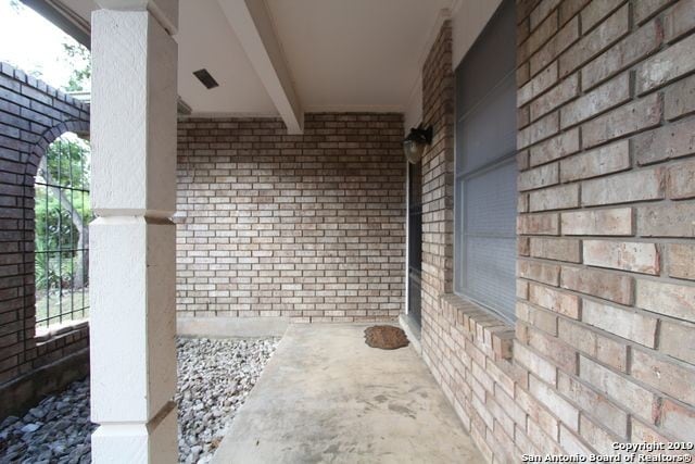 Building Photo - 107 GLADIOLA LN
