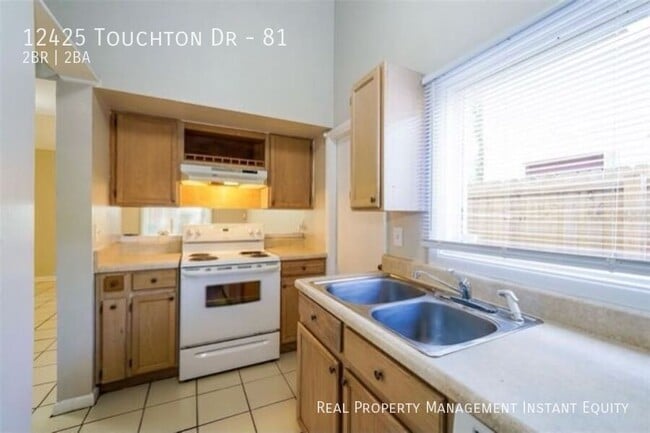 Building Photo - 12425 Touchton Dr