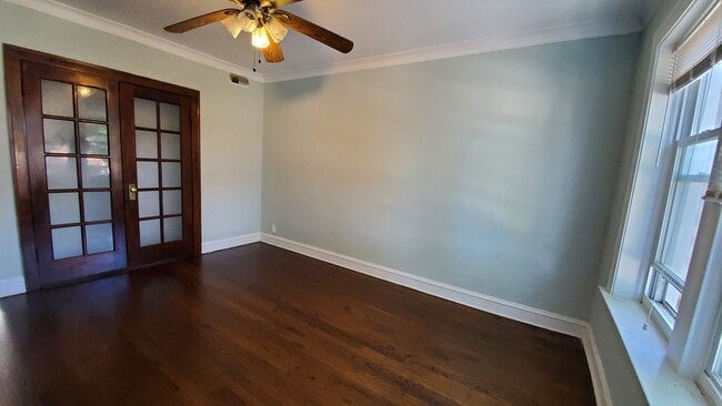 Foto del edificio - 3756 N Kilpatrick Ave