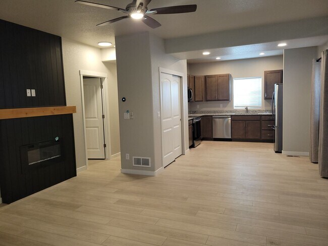 Foto del edificio - 5281 Palomino Ranch Point