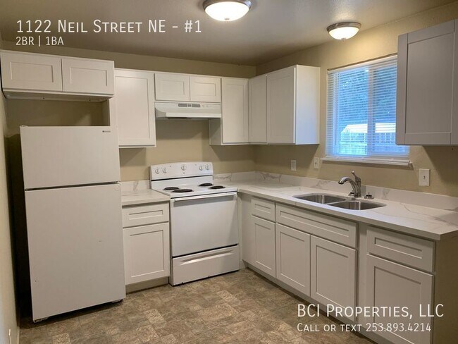 Foto del edificio - 1122 Neil St NE