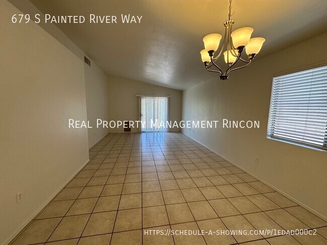 Building Photo - 679 S Painted River Way