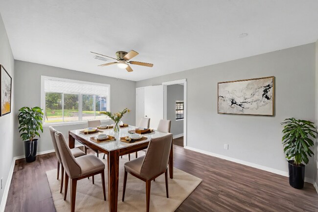 Foto del edificio - 7237 Boggess Rd