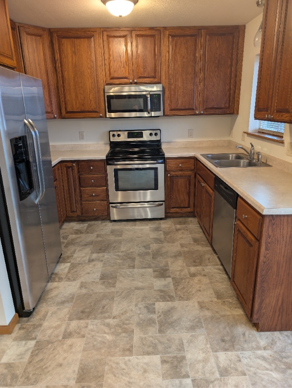 Building Photo - 2316 Damon St