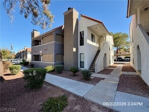 Building Photo - 711 Bass Dr
