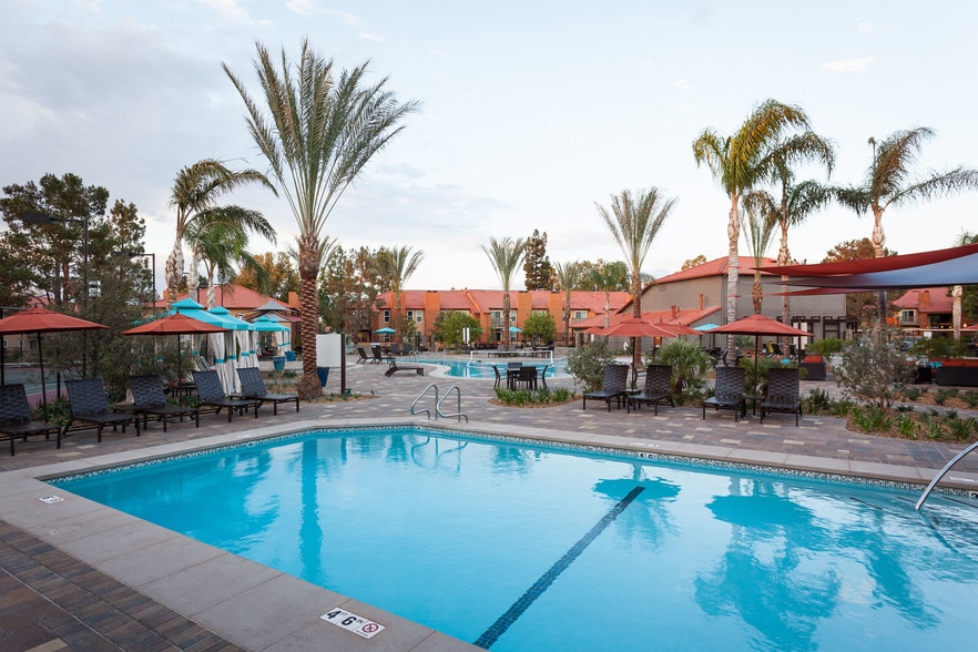 Corona Pointe Resort