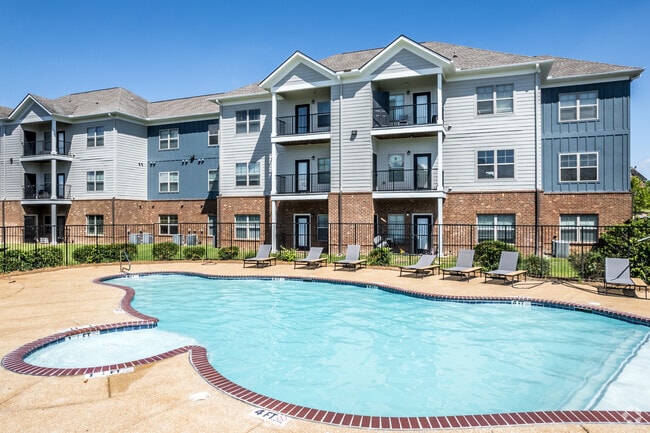 Taylor Bend - Taylor Bend Apartments