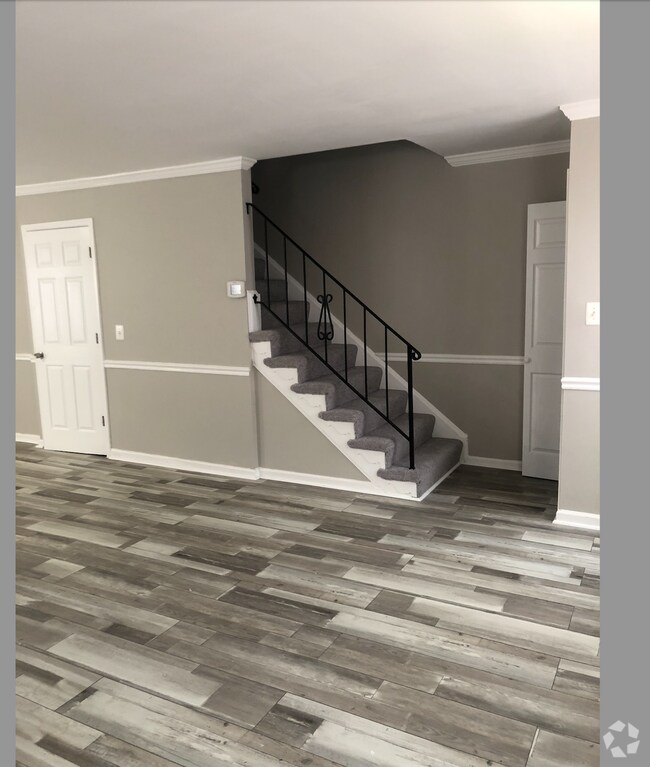 Montpelier Forest Apartments for Rent with Washer & Dryer Laurel, MD