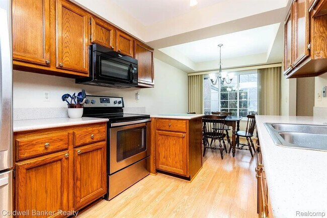 Cocina - 235 Meadow Lane Cir