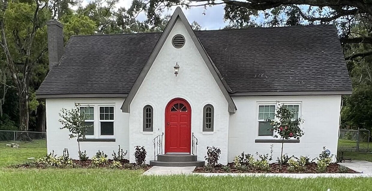 Primary Photo - 3104 W Lambright St