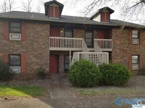 Building Photo - 1505 Halston Cir NW