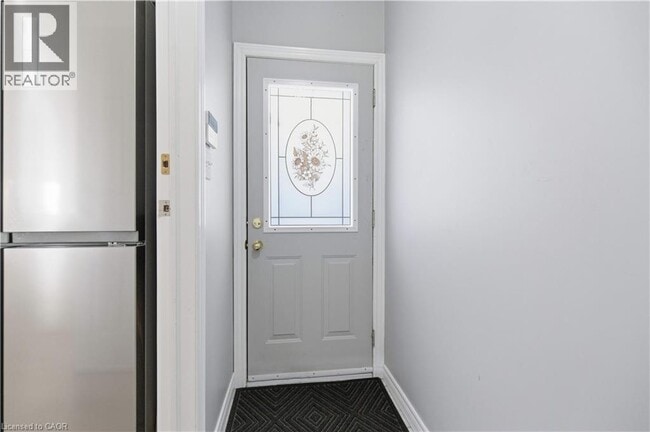 Building Photo - 48 Alexsia Ct