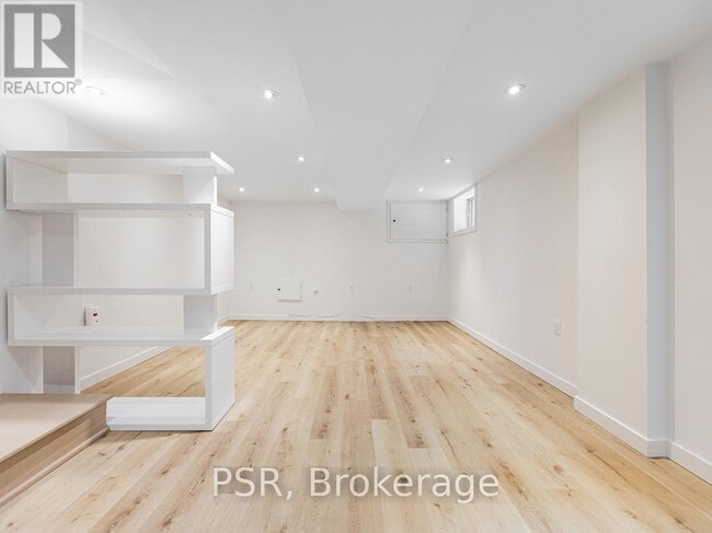 Building Photo - 371 McRoberts Ave