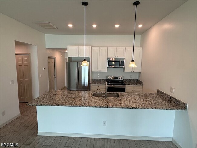 Foto del edificio - 3827 SW 9th Ave