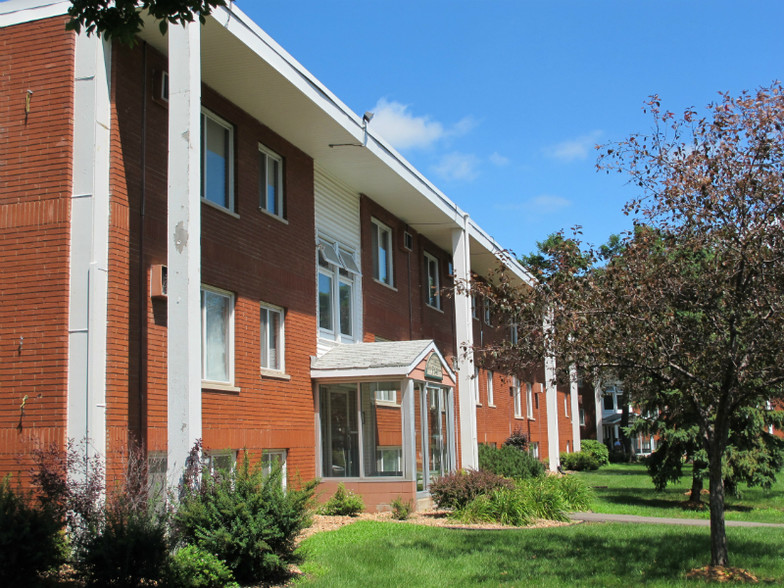 Pine Tree Apartments St Paul