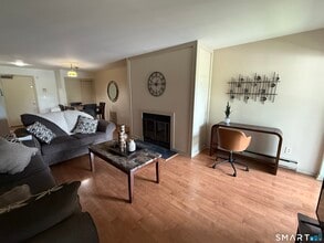 Building Photo - 140 Kane St