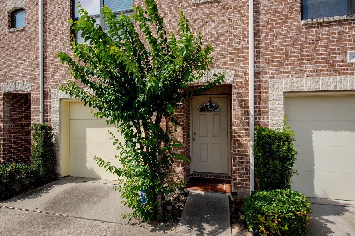 Foto del edificio - 7650 Springhill St