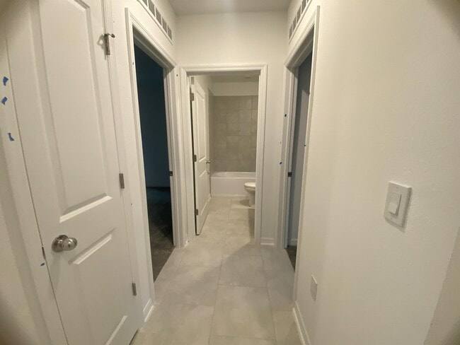 Building Photo - 3938 Willow Brook Drive