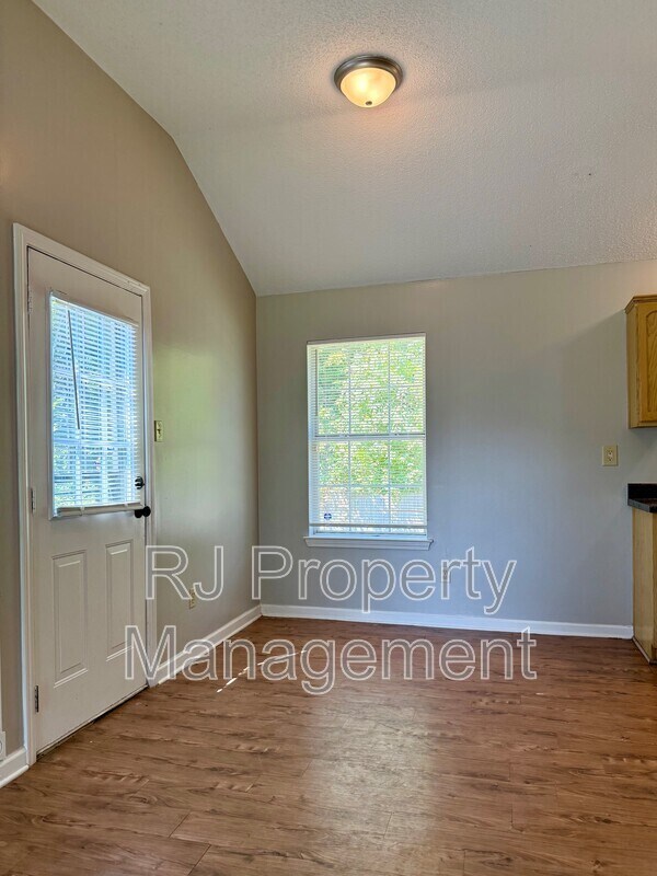 Foto del edificio - 4369 Pecan Creek Cir S