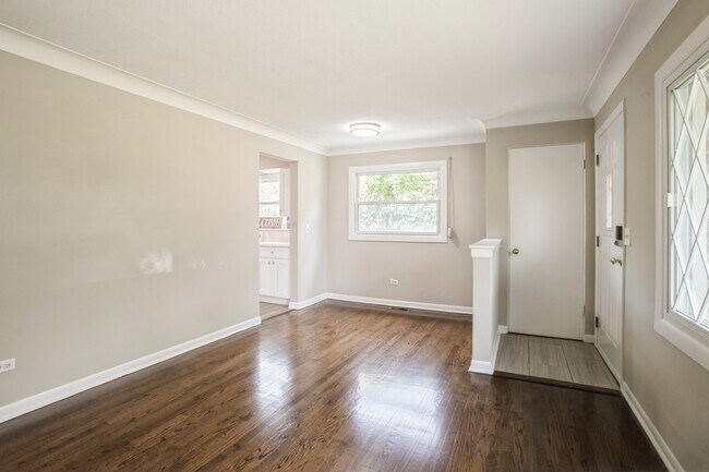 Foto del edificio - 441 Berteau Ave