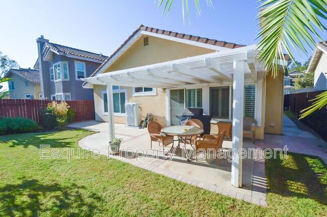 Building Photo - 5220 Buena Mesa Ct