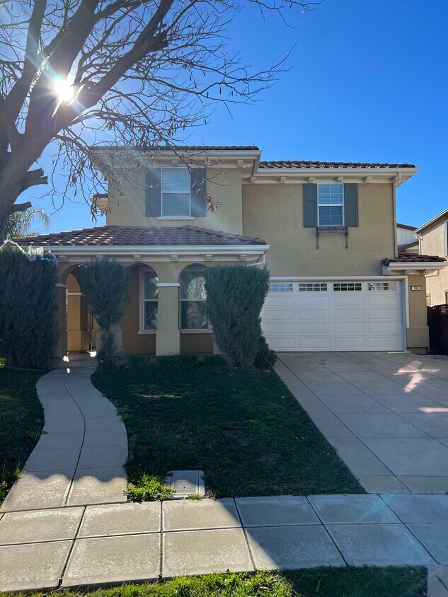 188 W Charlene Ct, Mountain House, CA 95391 House Rental in Mountain