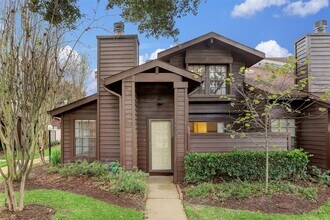 Building Photo - 2611 Grants Lake Blvd