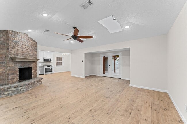 Building Photo - 27241 Wells Ln