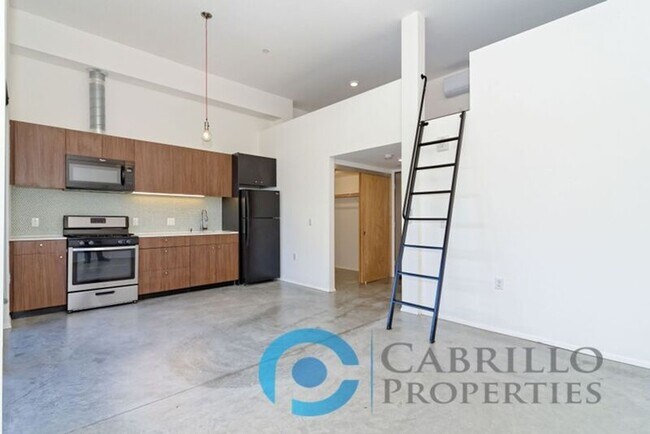 Foto del edificio - 2870 Fourth Ave