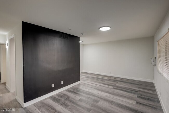 Foto del edificio - 1922 Fairfield Ave