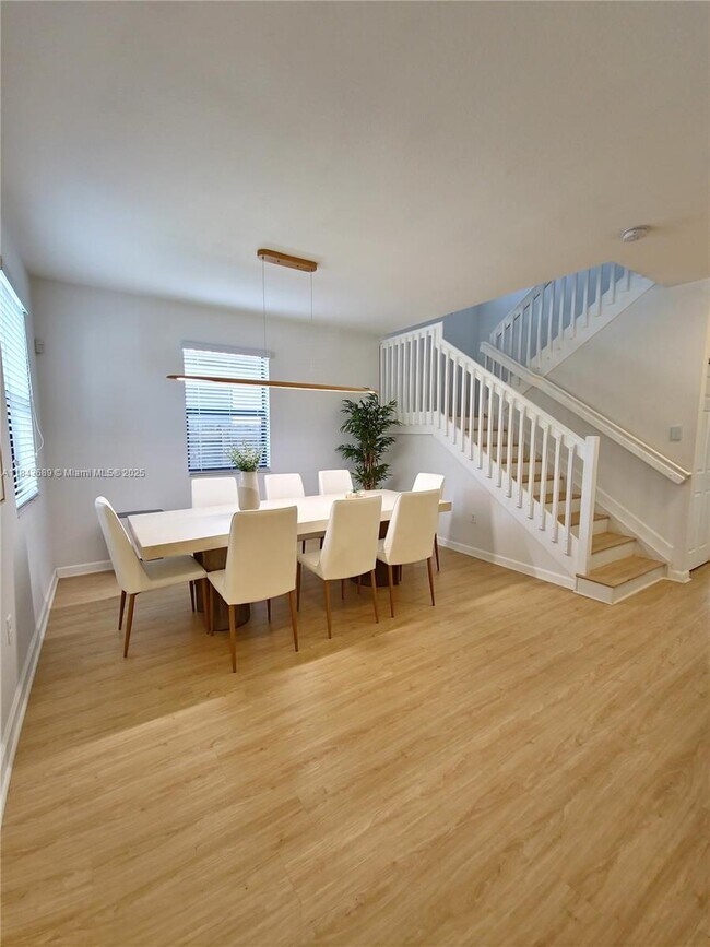 Building Photo - 11510 SW 238th Terrace