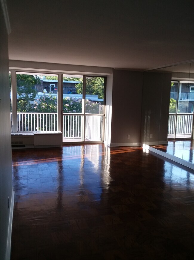 Foto del edificio - 400 O St SW