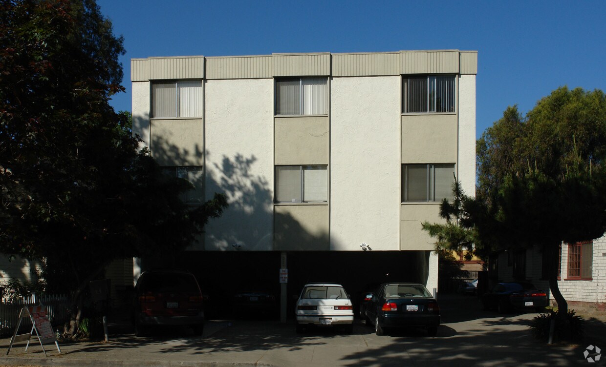 Foto del edificio - 215 S 12th St