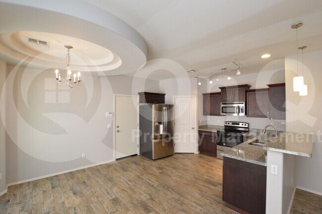 Building Photo - 2035 E Heartwood Ln