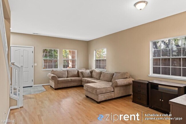 Foto del edificio - 862 Jackson Alley