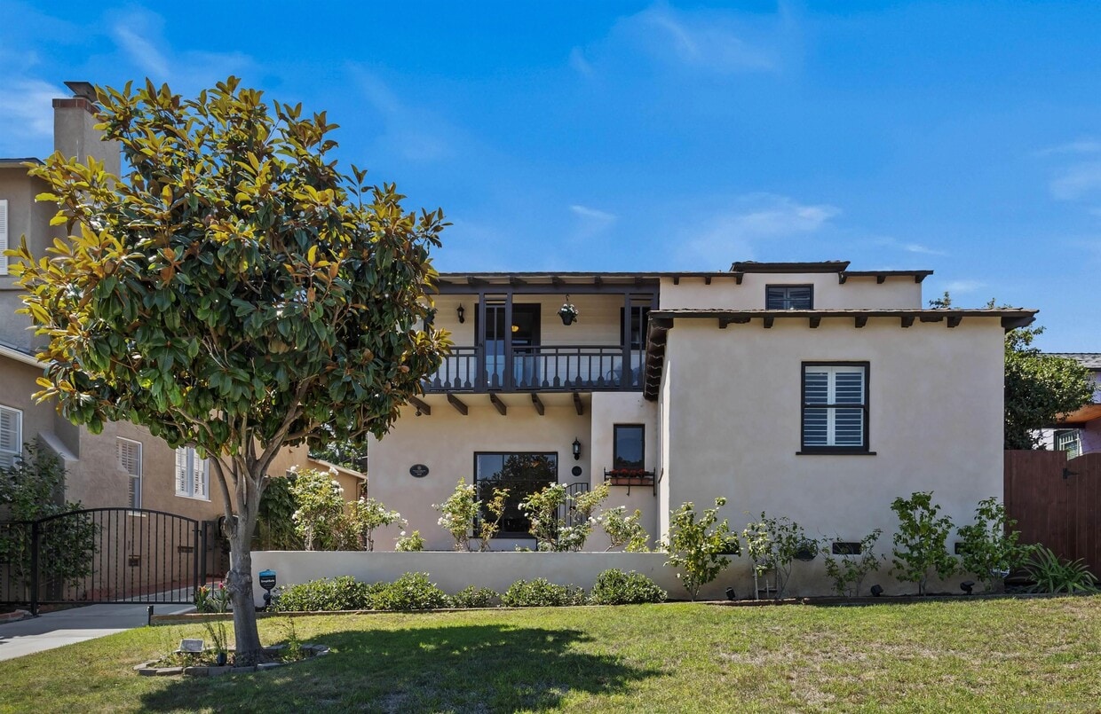 Primary Photo - 3425 Xenophon St