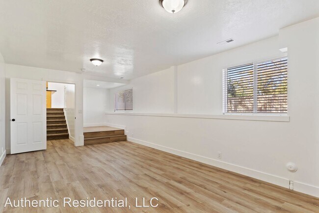 Foto del edificio - 4 br, 3 bath House - 501 N 3425 W