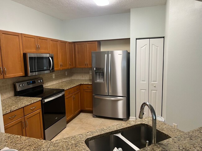 Foto del edificio - 10435 Mid Town Pkwy