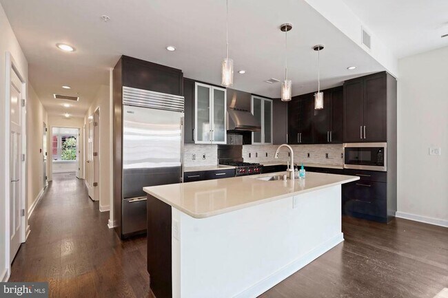 Foto del edificio - 1610 N Queen St