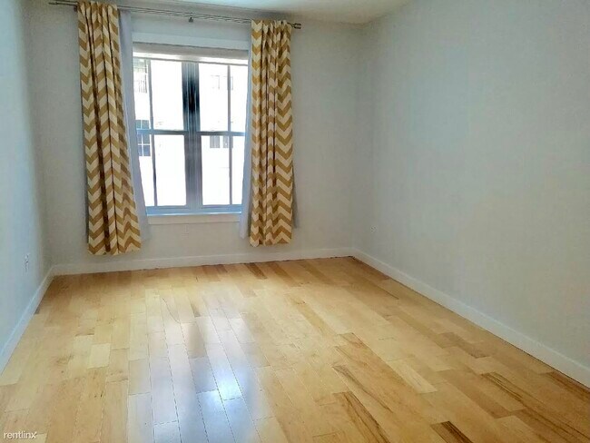 Master Bedroom - 22 Hancock St