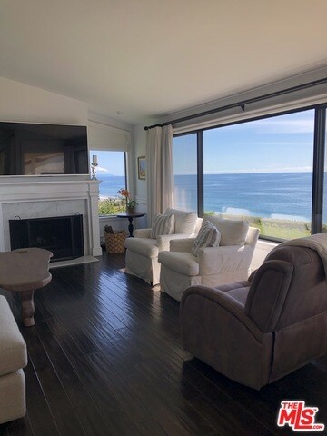 Building Photo - 29700 Zuma Bay Way