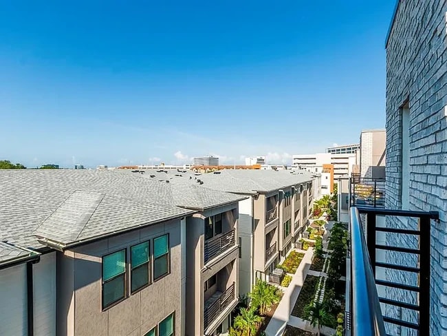 Building Photo - 2511 N Grady Ave
