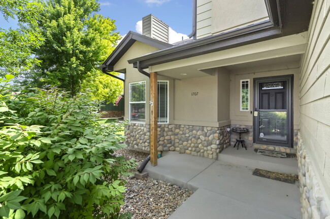 Building Photo - 1707 Platte River Dr