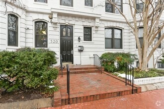 Building Photo - 520 E St NE