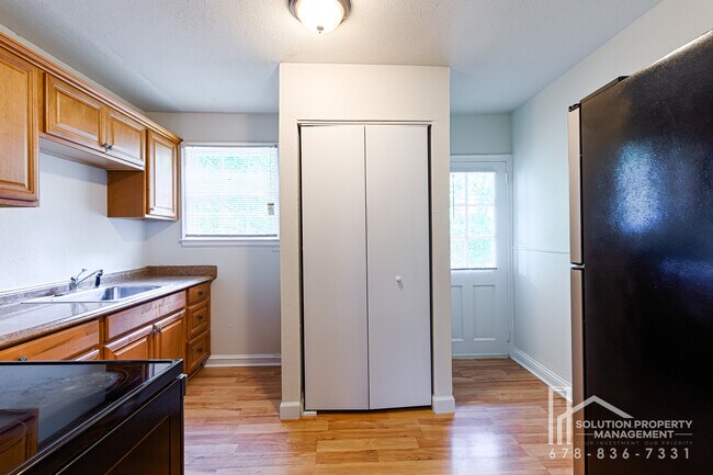 171 Merritt St SE Unit 1, Marietta, GA 30060 - Room for Rent in