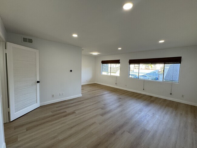 Fotografía del edificio - 1045 S Alma St