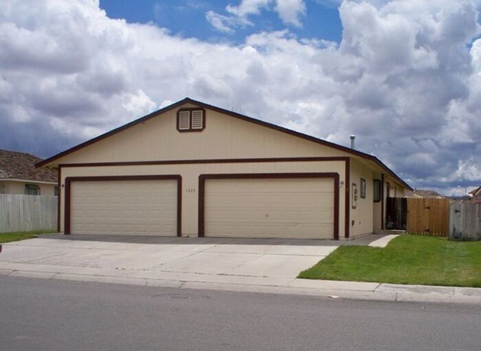 Duplex For Rent in Gardnerville Ranchos House Rental in Gardnerville
