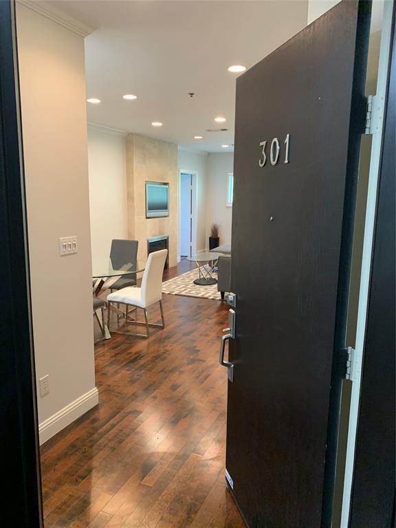 4122 Avondale Ave Unit 301, Dallas, TX 75219 Condo for Rent in Dallas