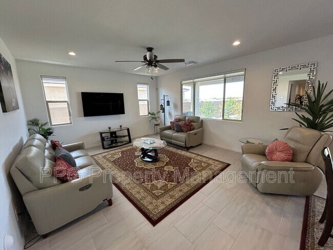 Foto del edificio - 2820 N 196th Ln