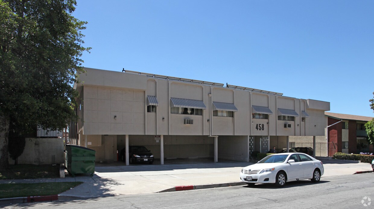 Primary Photo - 458 E Tujunga Ave